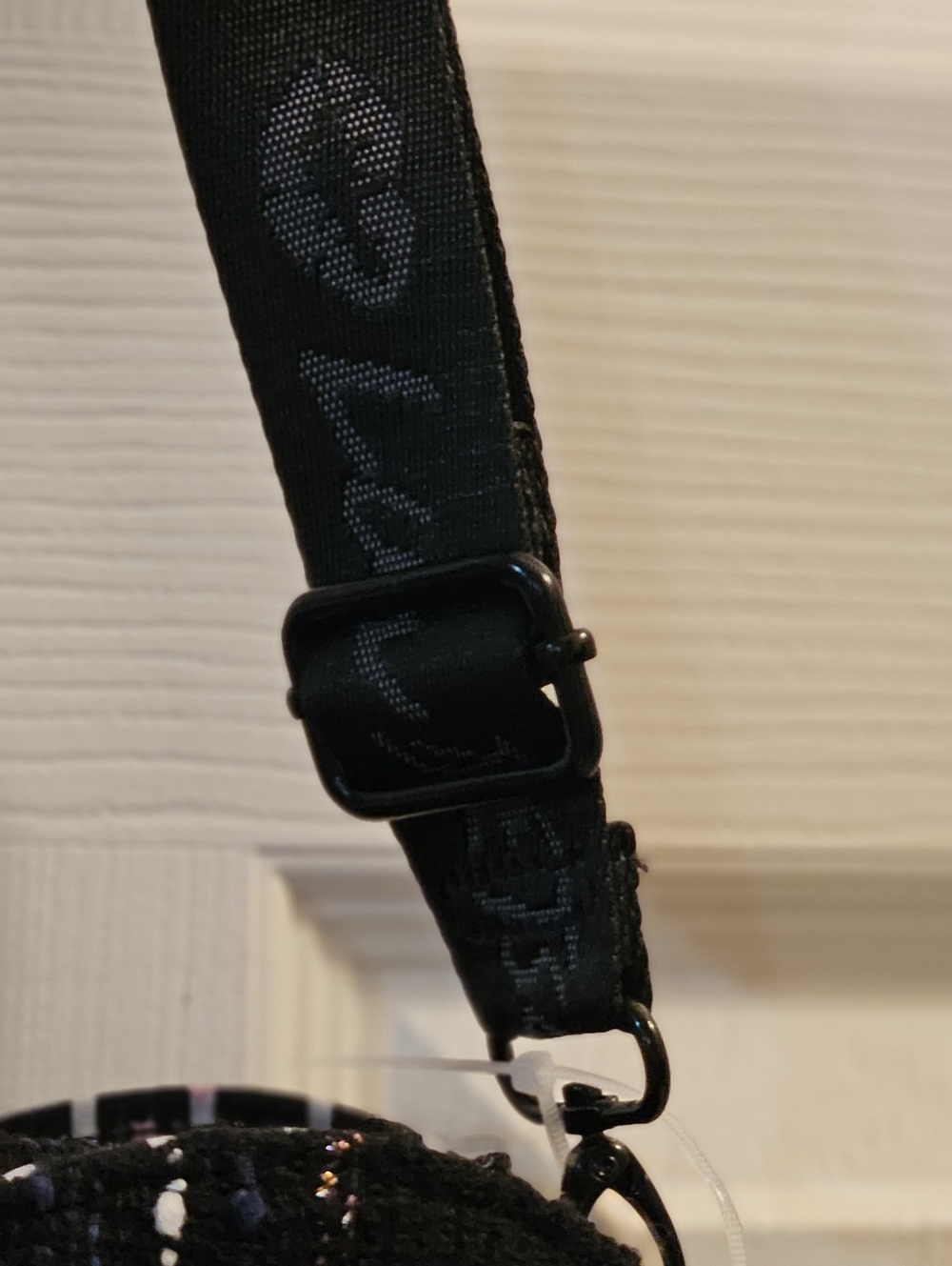 Betsey Johnson Heart-Shaped Black Plaid Crossbody Bag - NWT - Picture 9 of 9